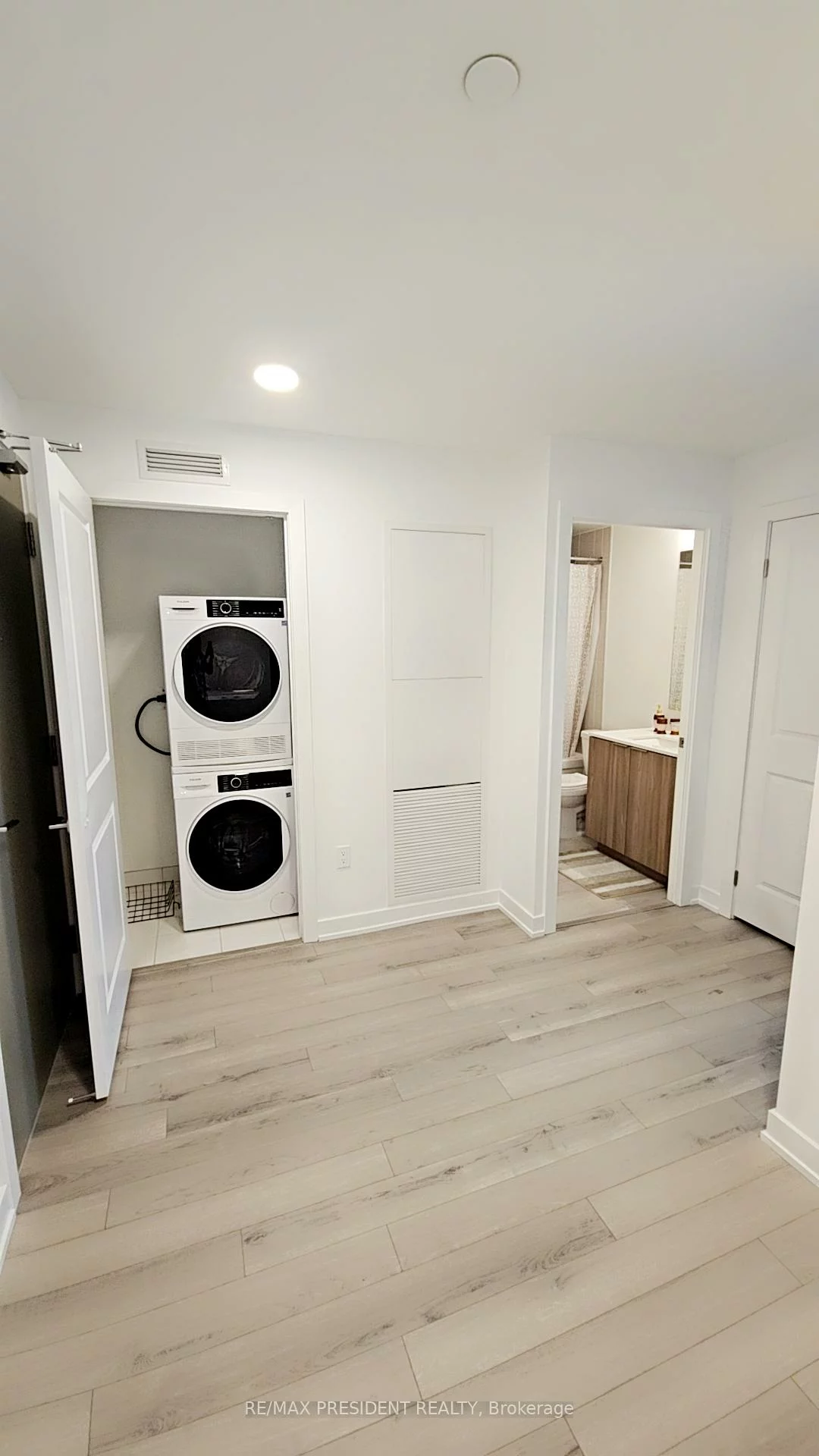 15, Skyridge, Bram East, Brampton