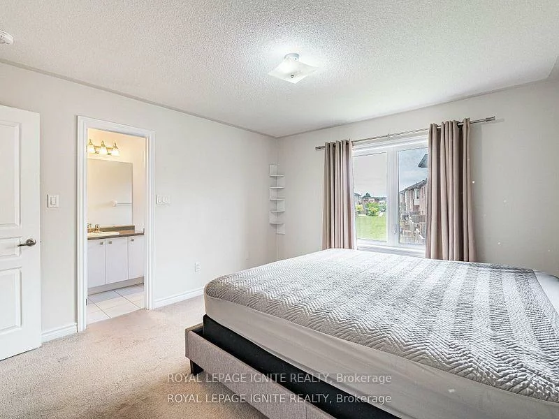 37, Aspen Hills, Credit Valley, Brampton