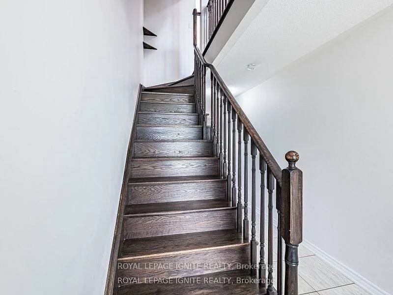 37, Aspen Hills, Credit Valley, Brampton