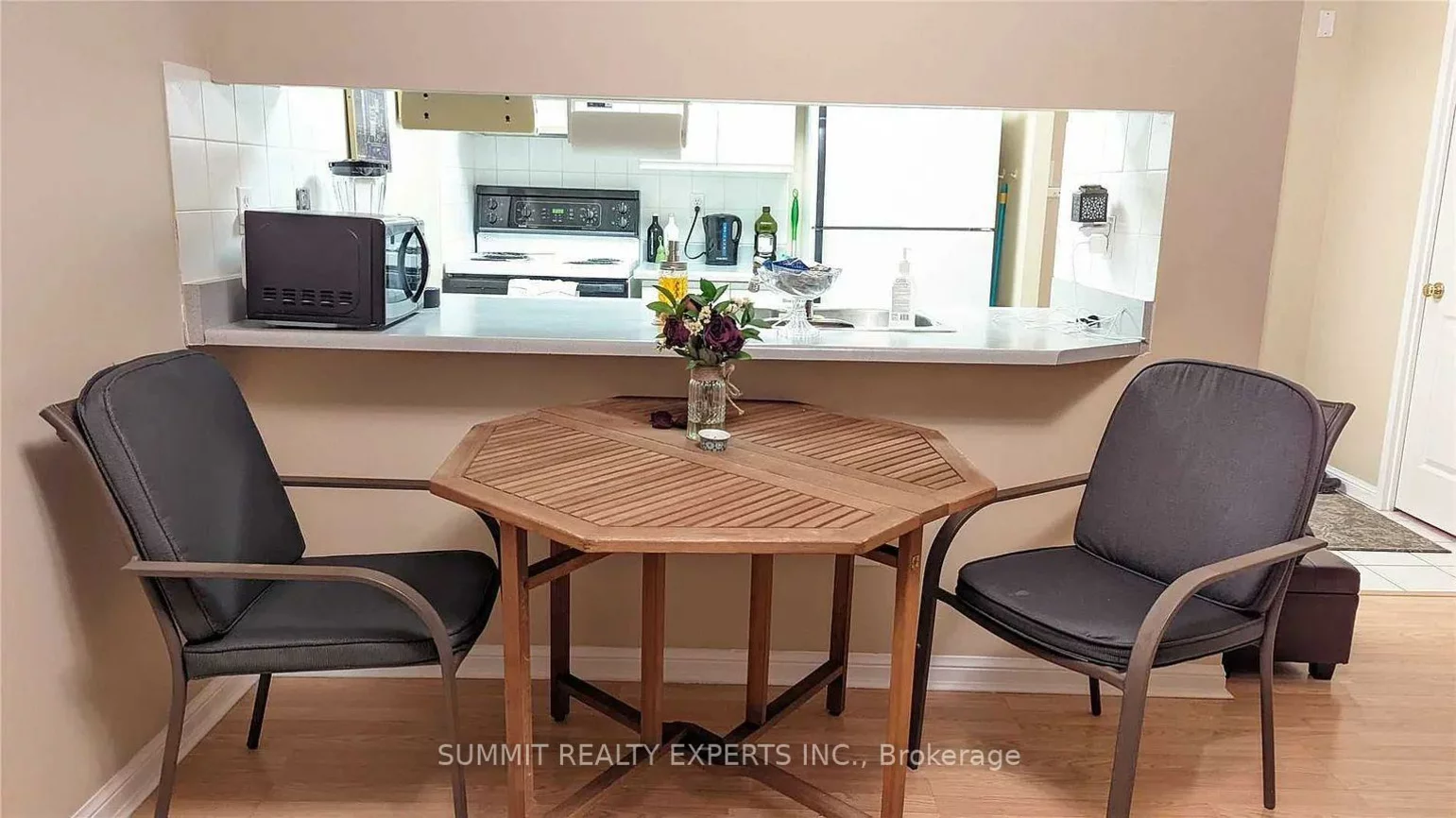 10, Laurelcrest, Queen Street Corridor, Brampton