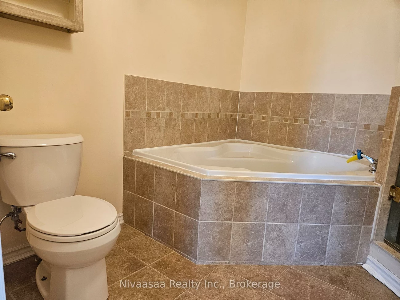 28, Gilgorm, Brampton West, Brampton