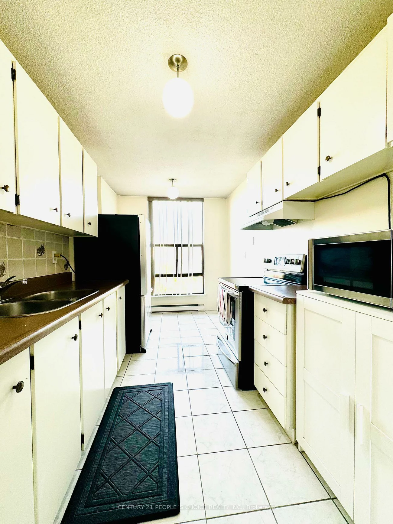 21, Knightsbridge, Queen Street Corridor, Brampton