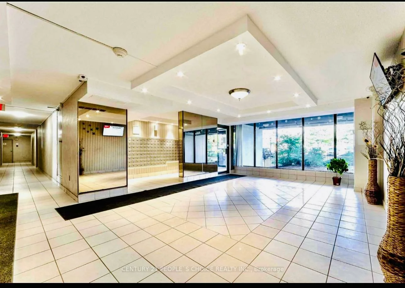 21, Knightsbridge, Queen Street Corridor, Brampton