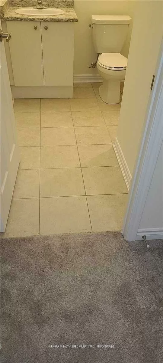 200, Lagerfeld, Northwest Brampton, Brampton