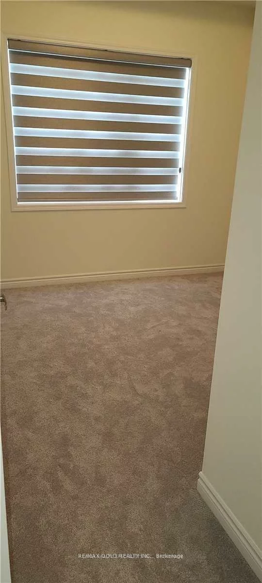 200, Lagerfeld, Northwest Brampton, Brampton