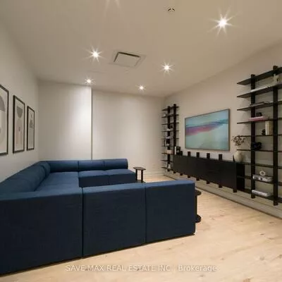 209, Steeles, Fletcher's Creek South, Brampton