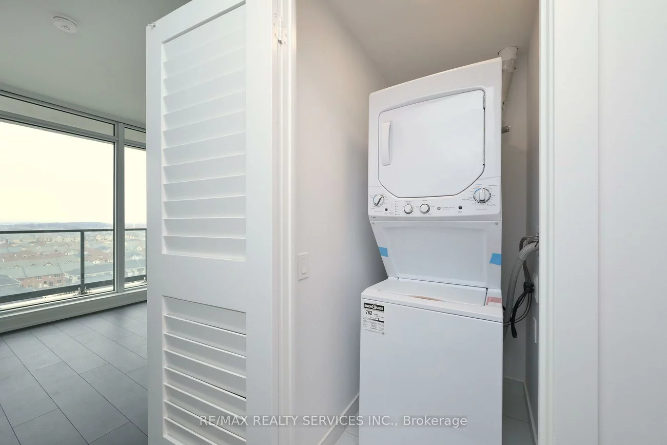 225, Veterans, Northwest Brampton, Brampton