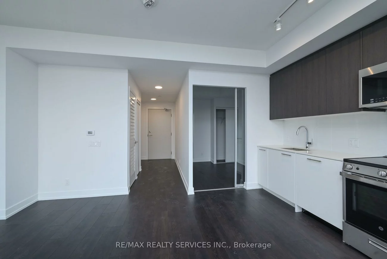 225, Veterans, Northwest Brampton, Brampton