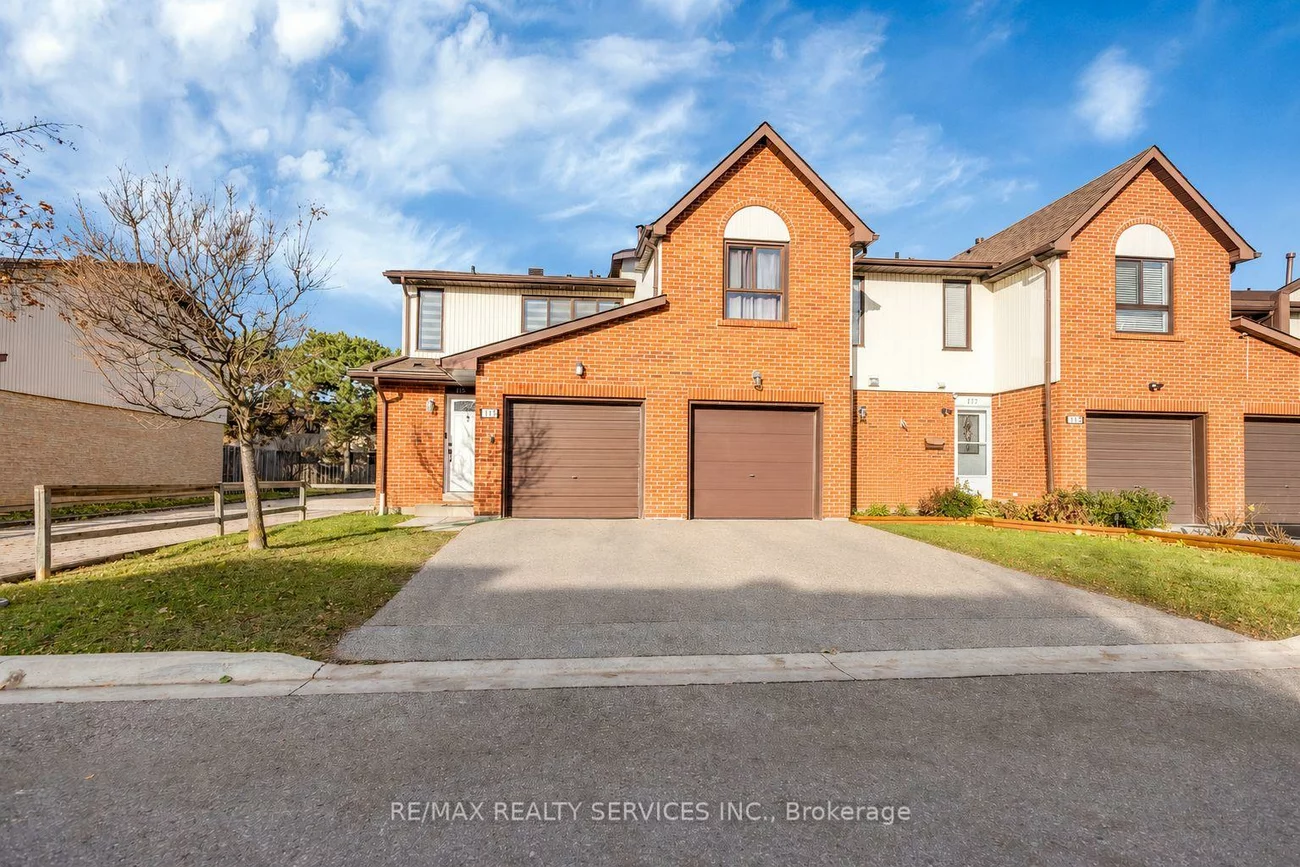 115, Foster, Brampton North, Brampton