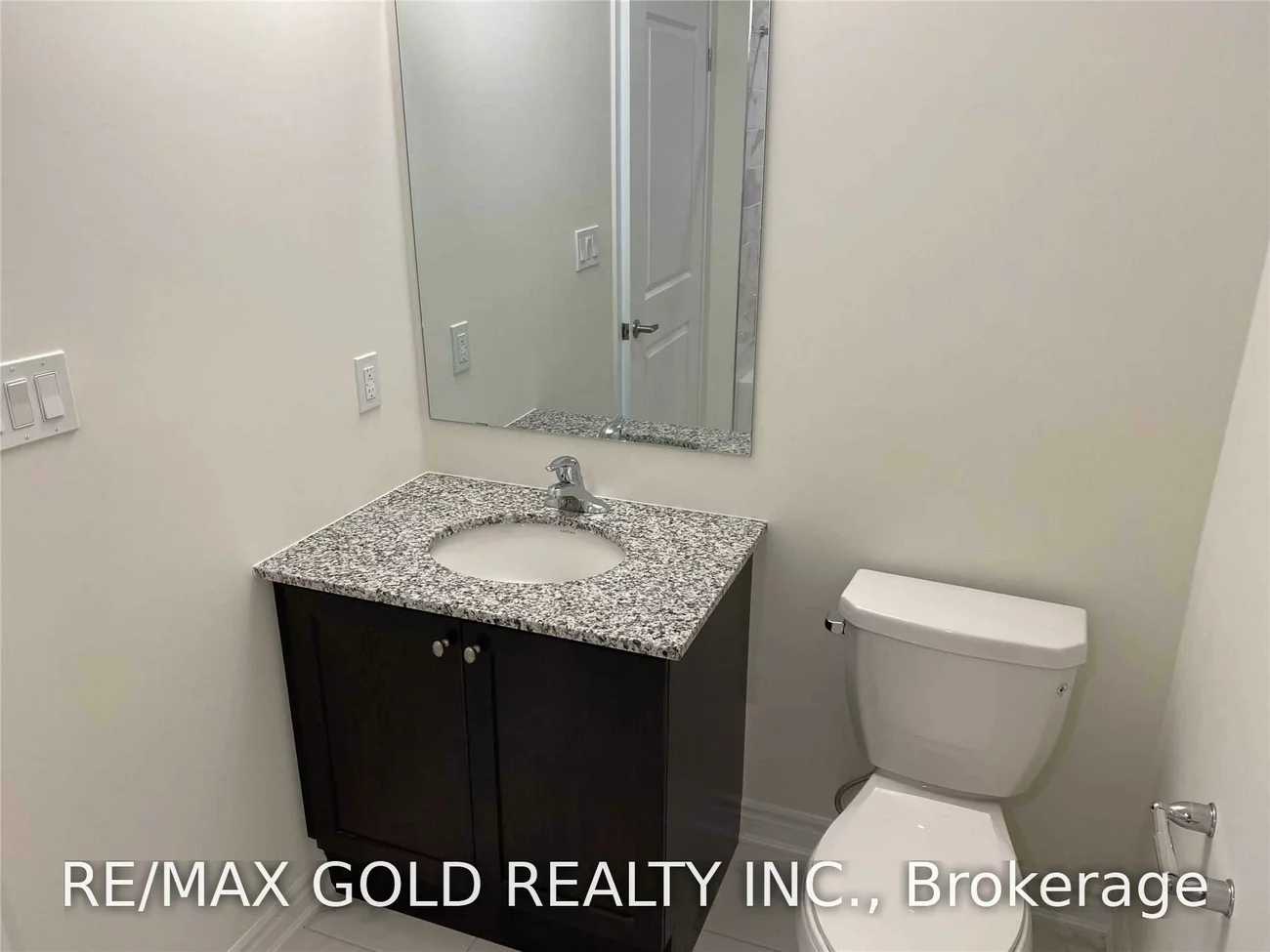 200, Lagerfeld, Northwest Brampton, Brampton