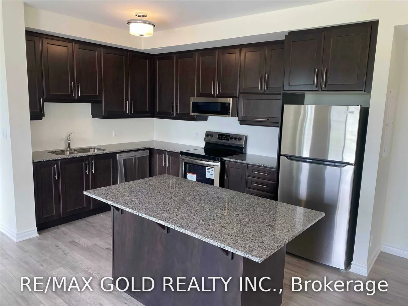 200, Lagerfeld, Northwest Brampton, Brampton