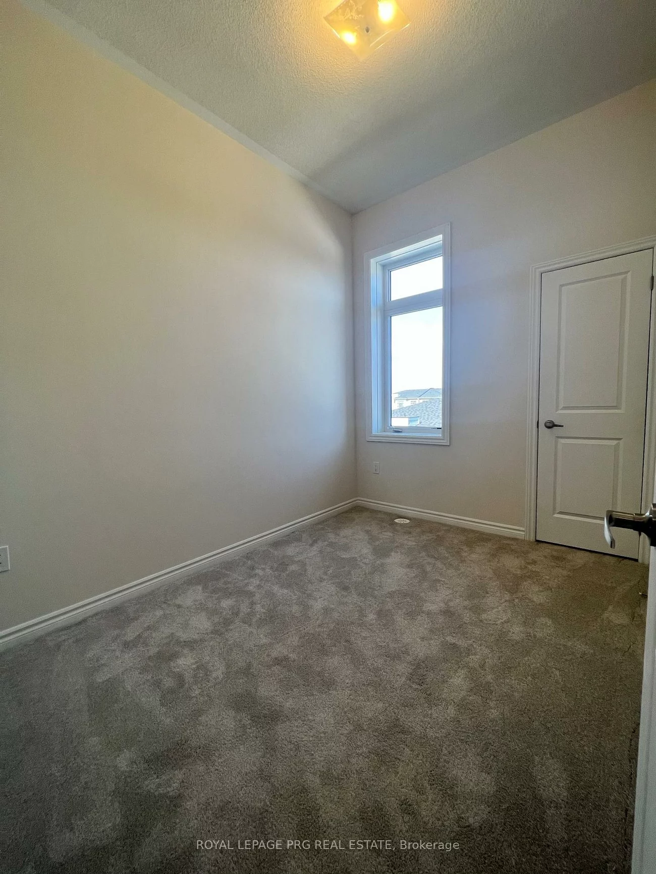 30, Halliford, Goreway Drive Corridor, Brampton