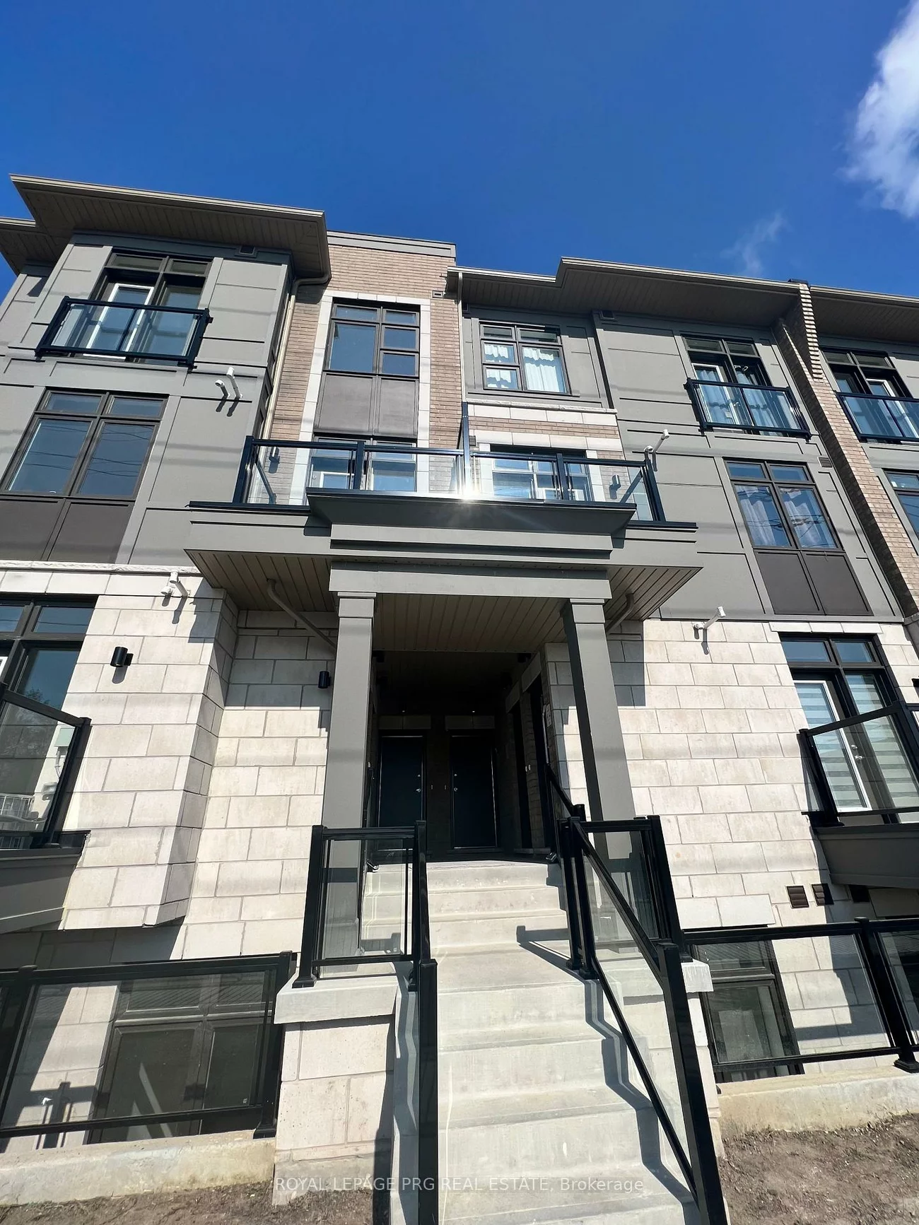 30, Halliford, Goreway Drive Corridor, Brampton