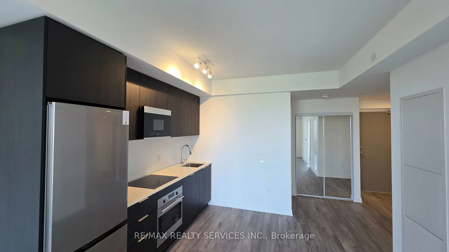 15, Skyridge, Bram East, Brampton