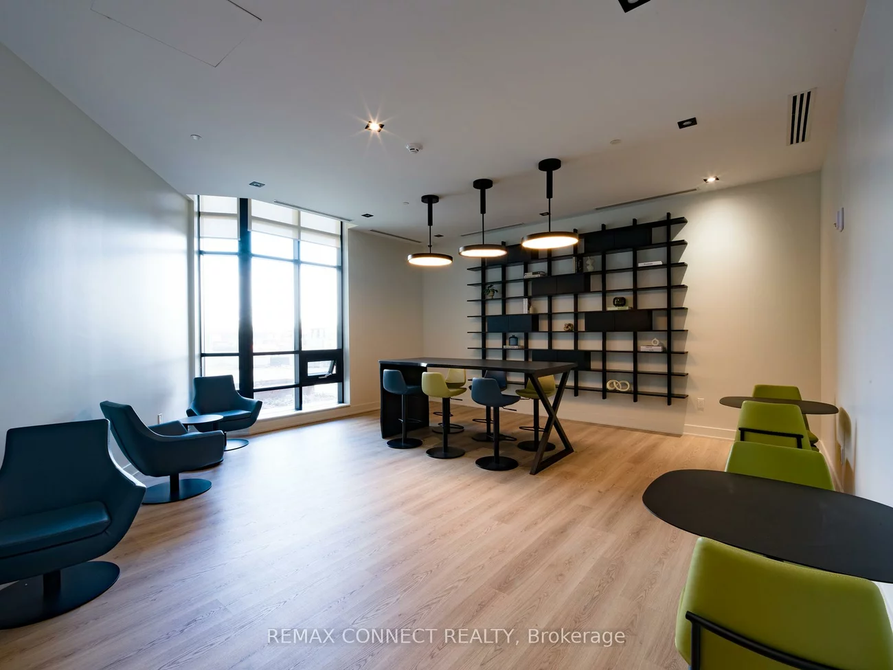 209, Steeles, Fletcher's Creek South, Brampton