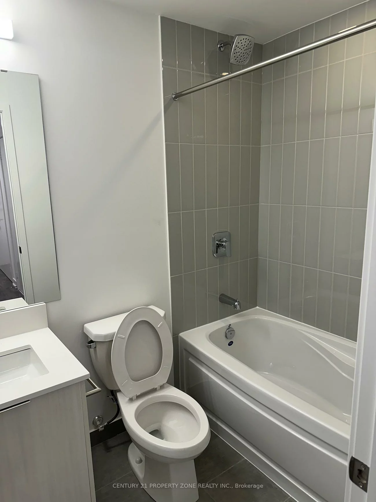 225, Malta, Fletcher's Creek South, Brampton