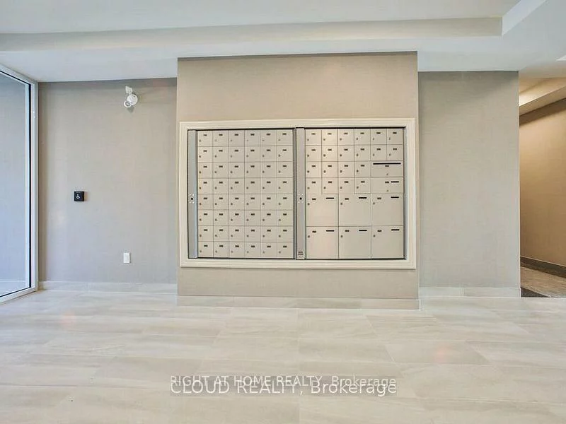 58, SKY HARBOUR, Bram West, Brampton