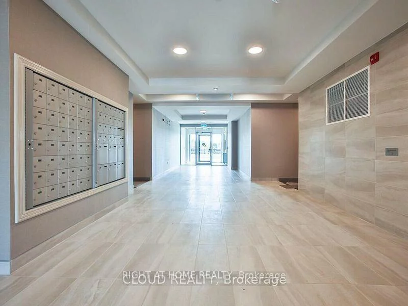 58, SKY HARBOUR, Bram West, Brampton