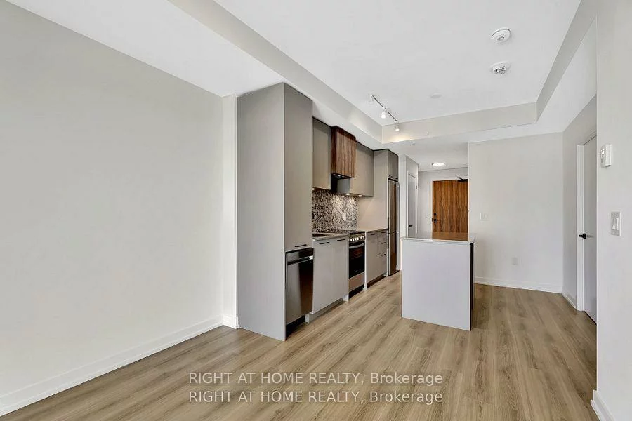 10, LAGERFELD, Northwest Brampton, Brampton