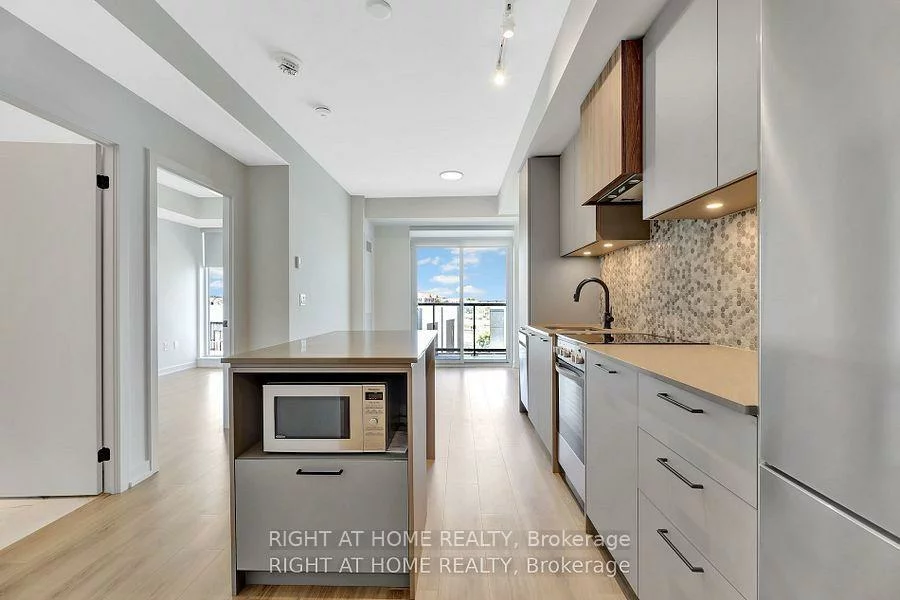 10, LAGERFELD, Northwest Brampton, Brampton