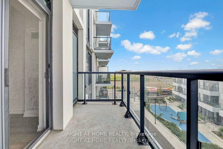 10, LAGERFELD, Northwest Brampton, Brampton