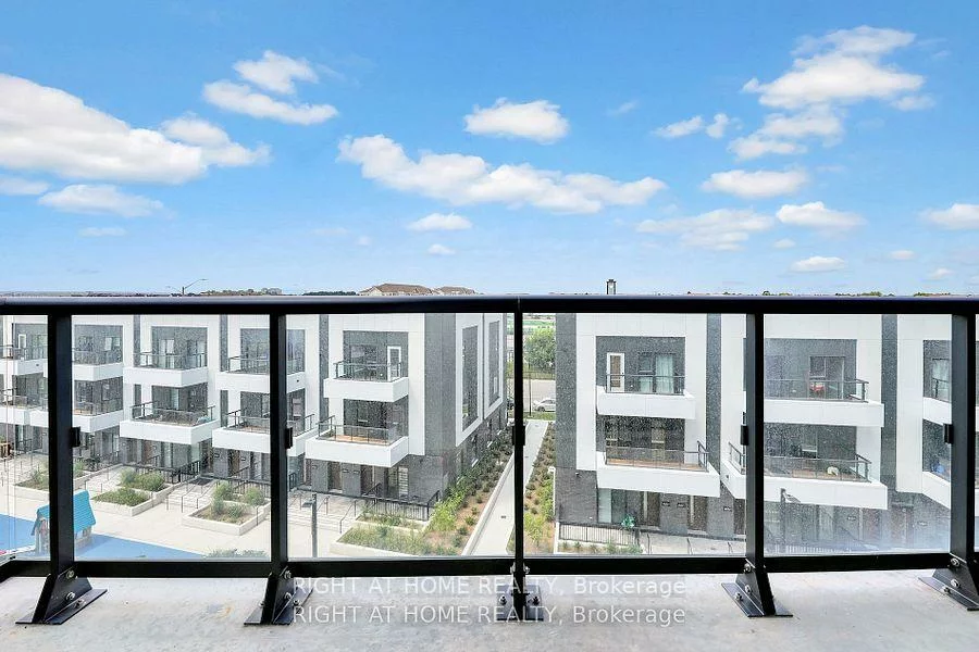 10, LAGERFELD, Northwest Brampton, Brampton
