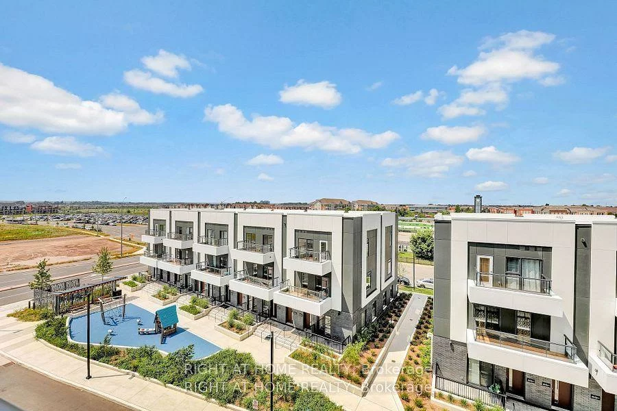 10, LAGERFELD, Northwest Brampton, Brampton