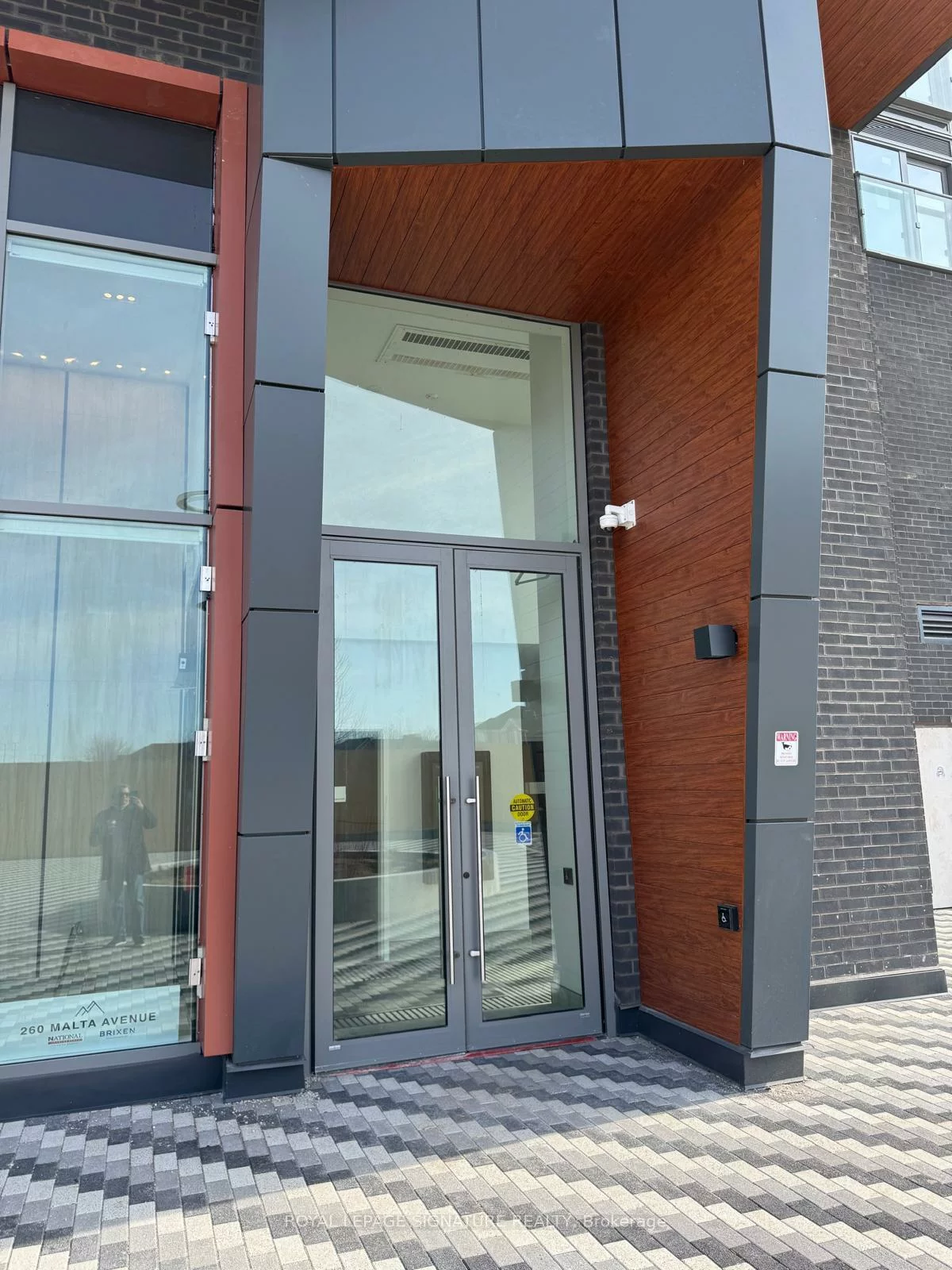 260, Malta, Fletcher's Creek South, Brampton