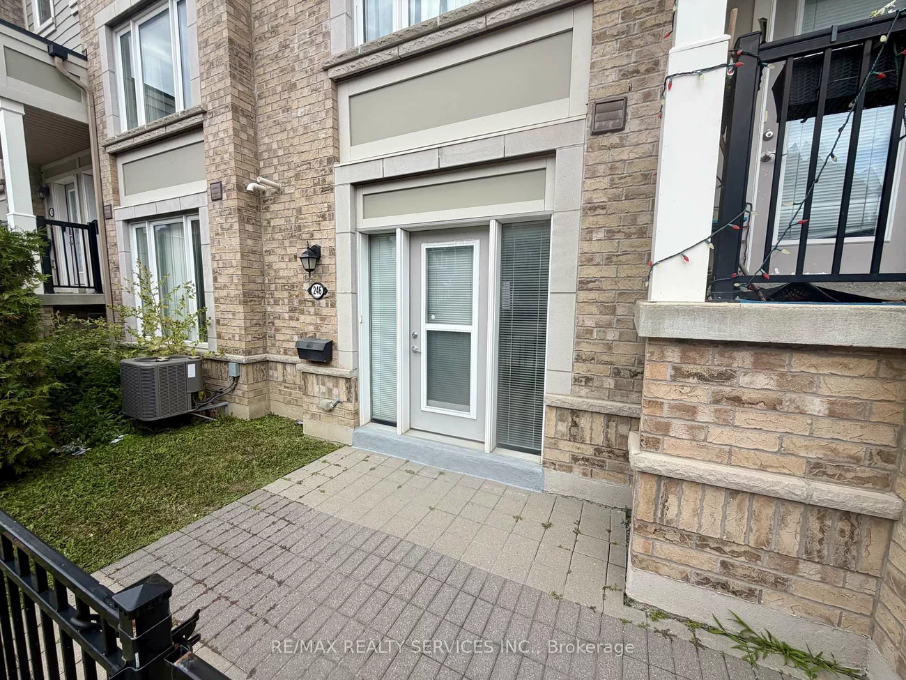 250, Sunny Meadow, Sandringham-Wellington, Brampton