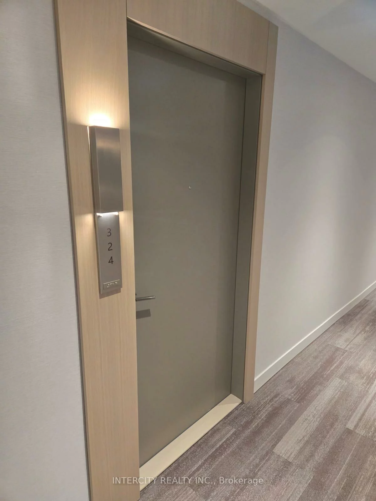 15, Skyridge, Bram East, Brampton