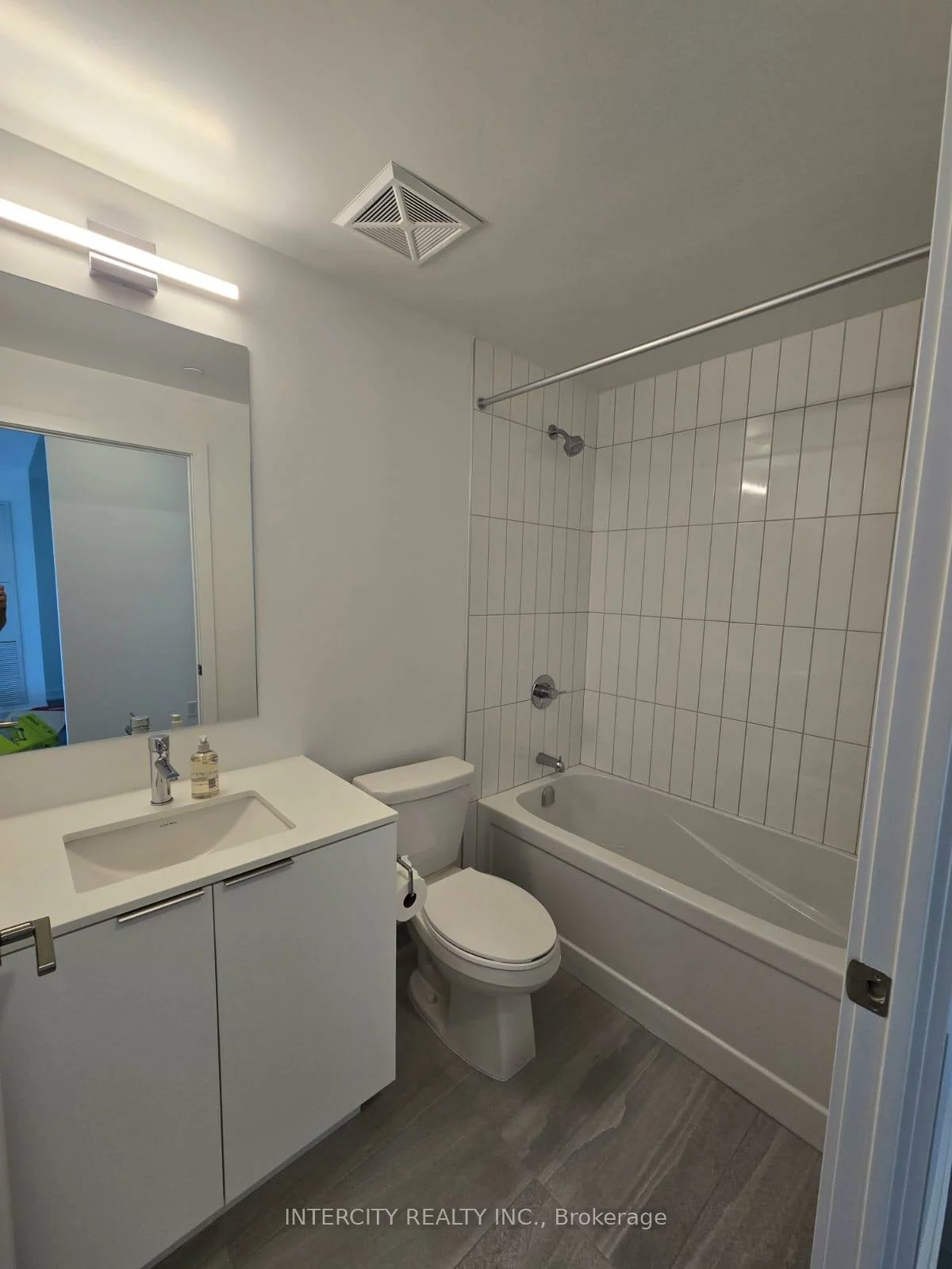 15, Skyridge, Bram East, Brampton