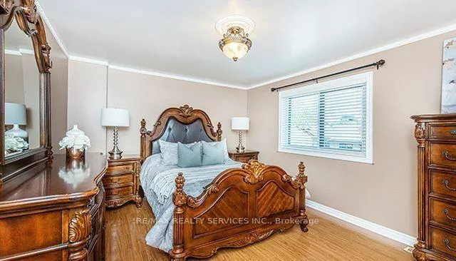 20, Carleton, Bramalea West Industrial, Brampton