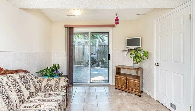 20, Carleton, Bramalea West Industrial, Brampton
