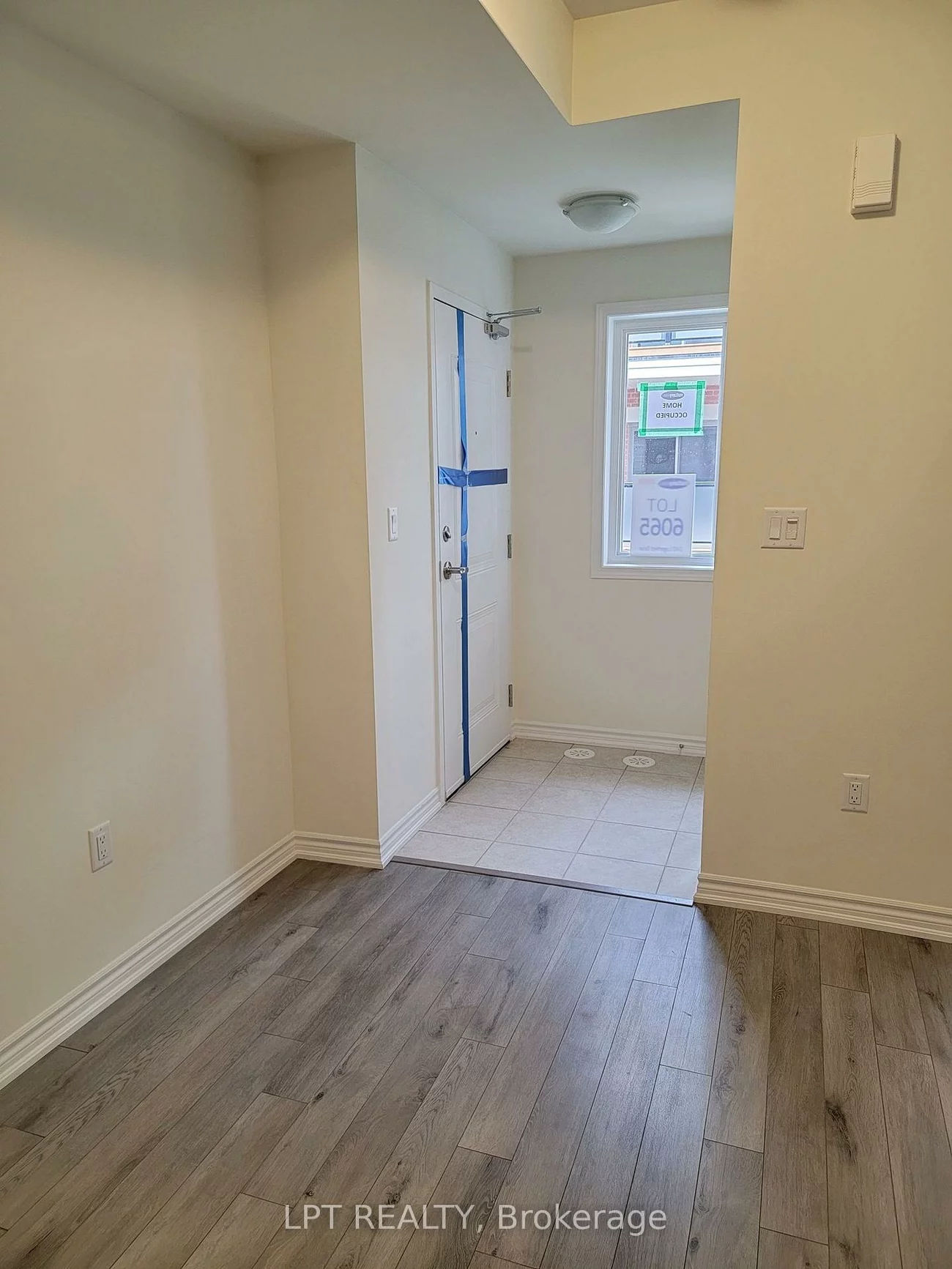 240, Lagerfeld, Northwest Brampton, Brampton
