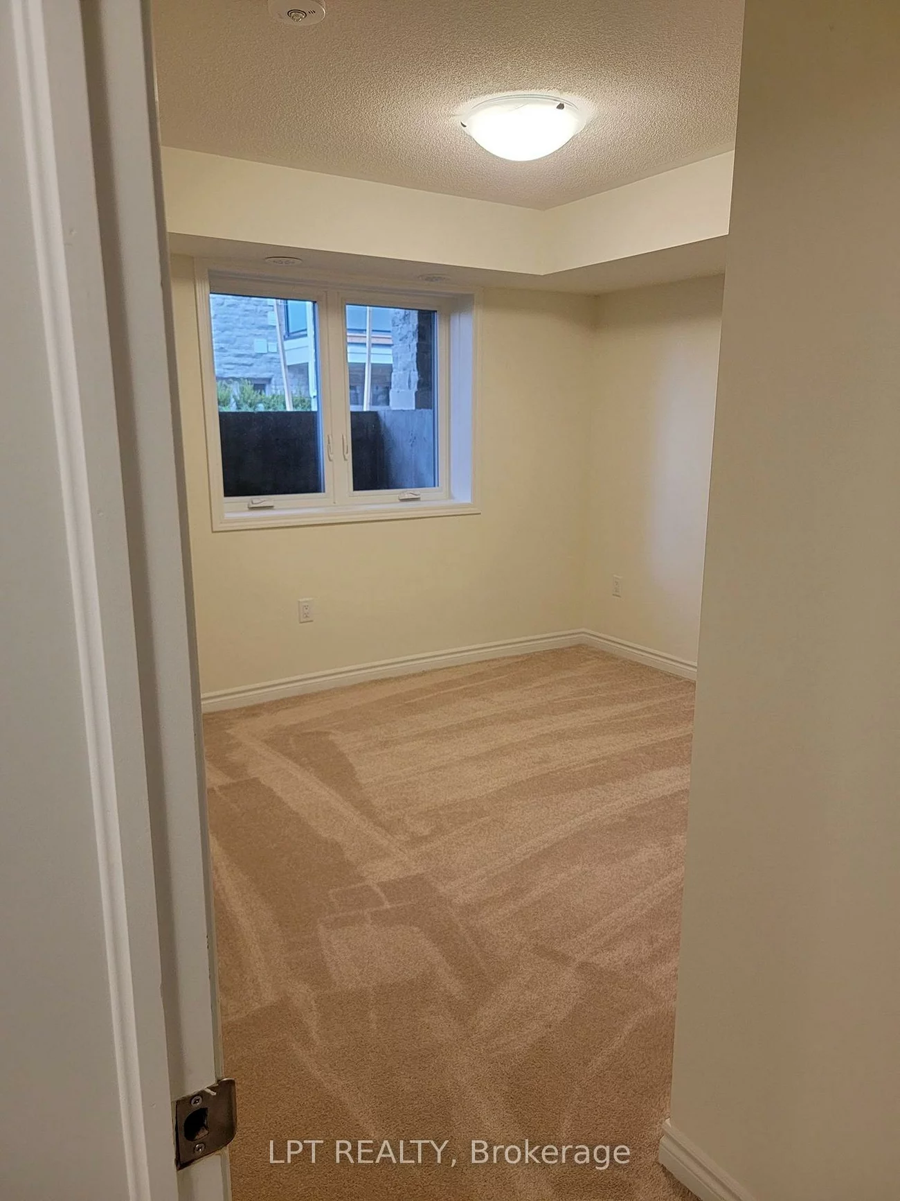 240, Lagerfeld, Northwest Brampton, Brampton