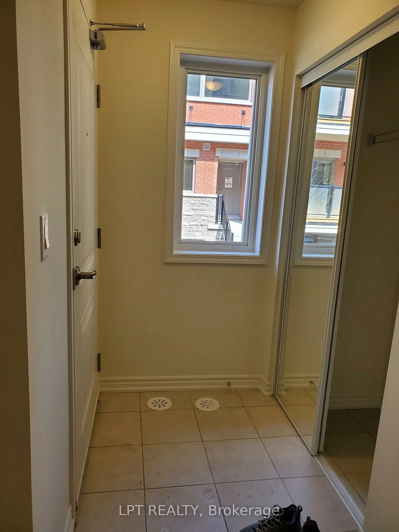 240, Lagerfeld, Northwest Brampton, Brampton