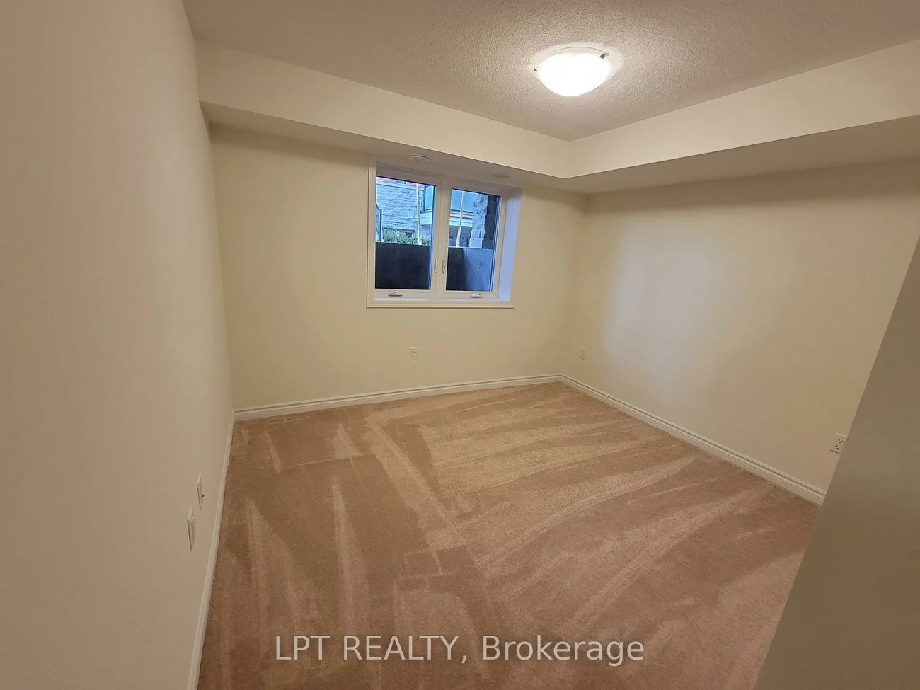 240, Lagerfeld, Northwest Brampton, Brampton