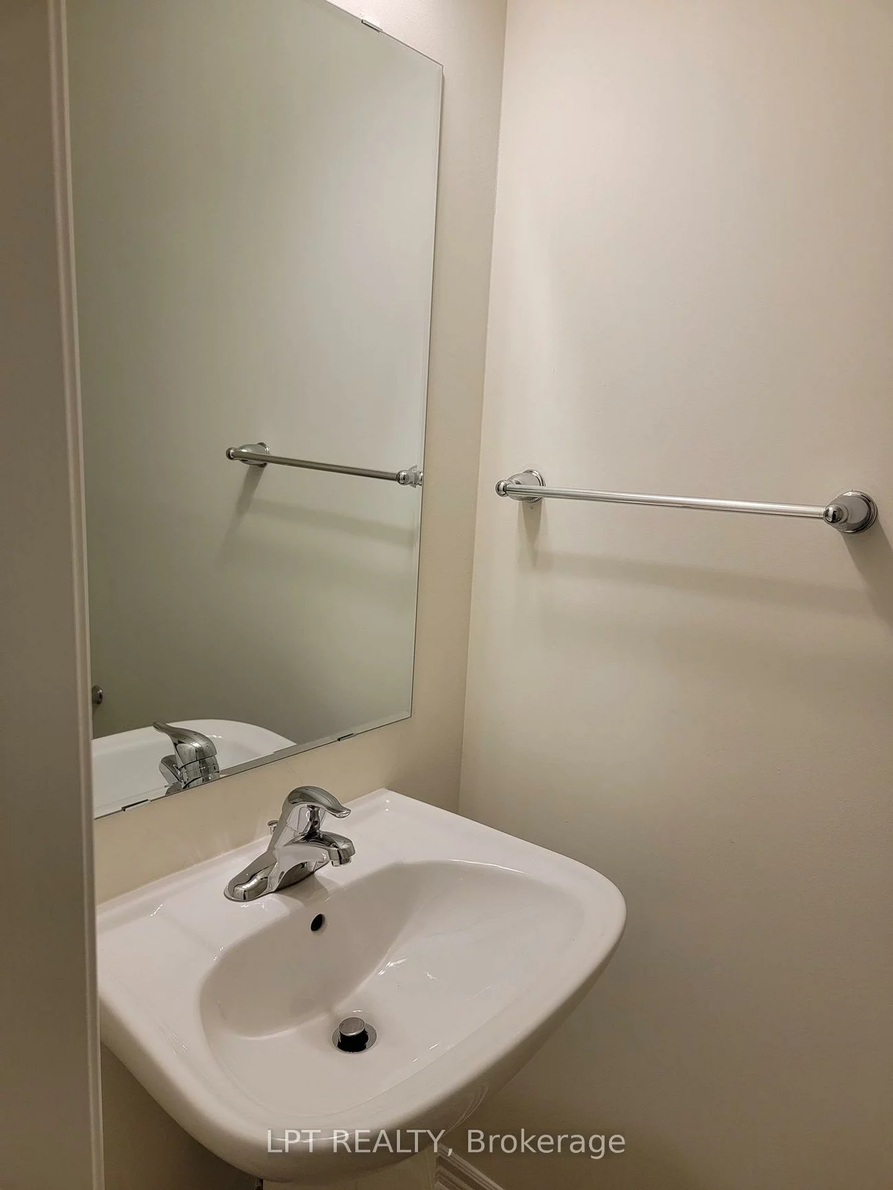 240, Lagerfeld, Northwest Brampton, Brampton