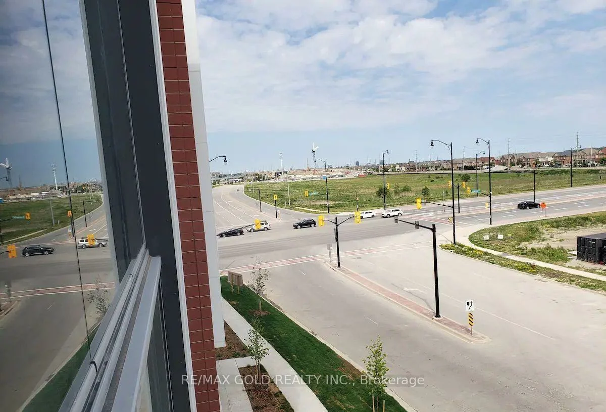 200, Lagerfeld, Northwest Brampton, Brampton