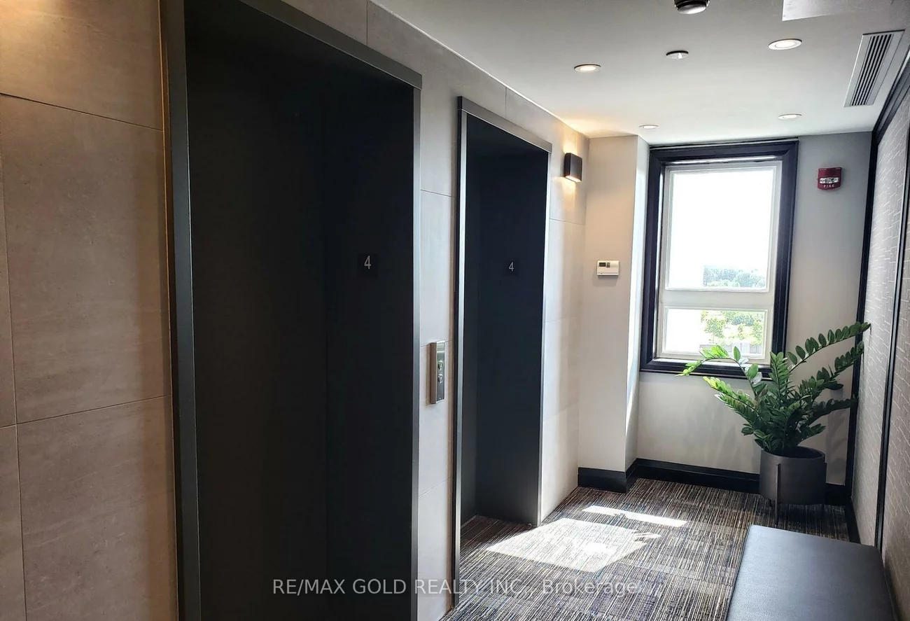 200, Lagerfeld, Northwest Brampton, Brampton