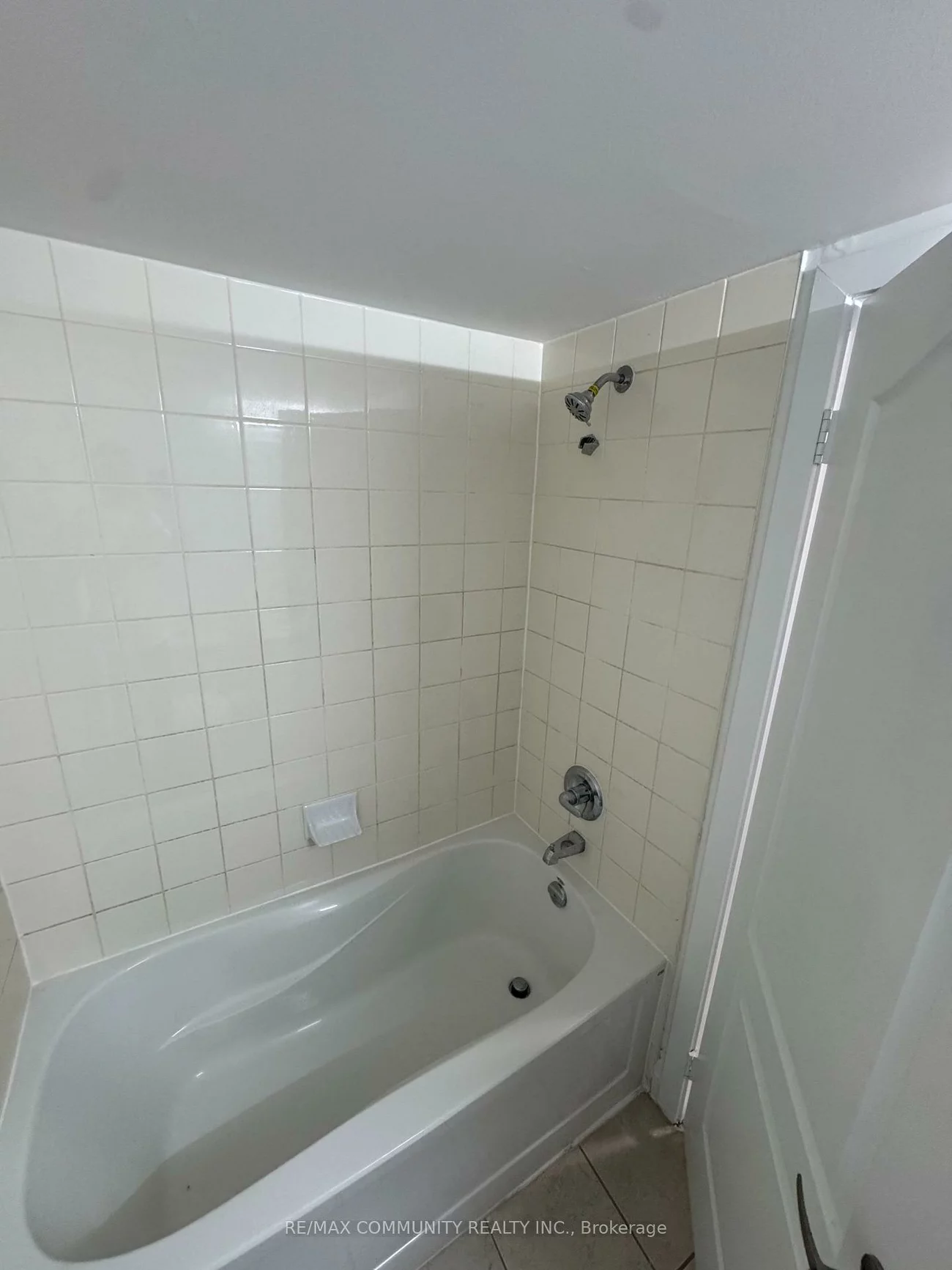 6, Dayspring, Goreway Drive Corridor, Brampton