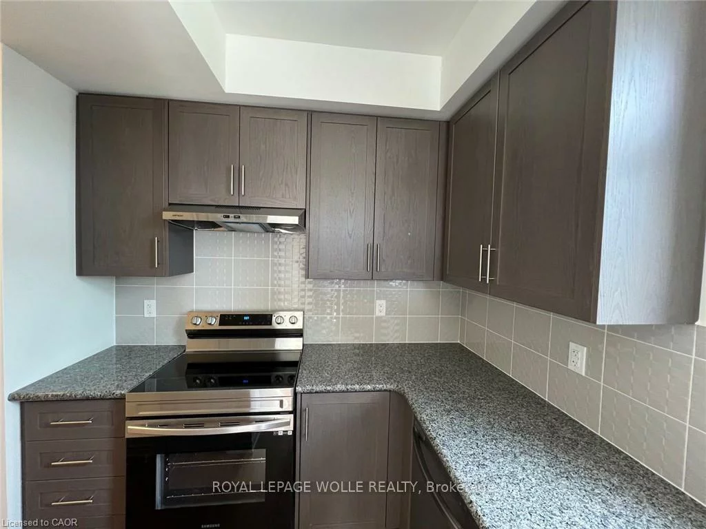 10, HALLIFORD, Goreway Drive Corridor, Brampton