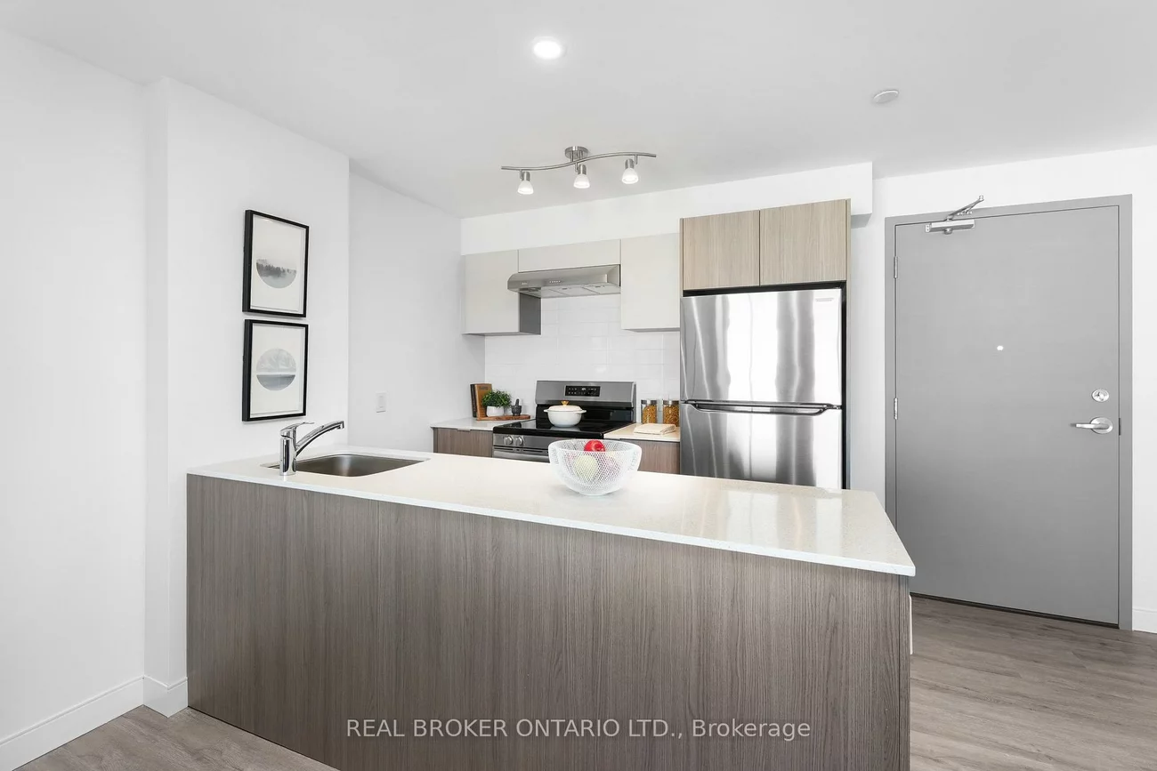 100, Manett, Brampton West, Brampton