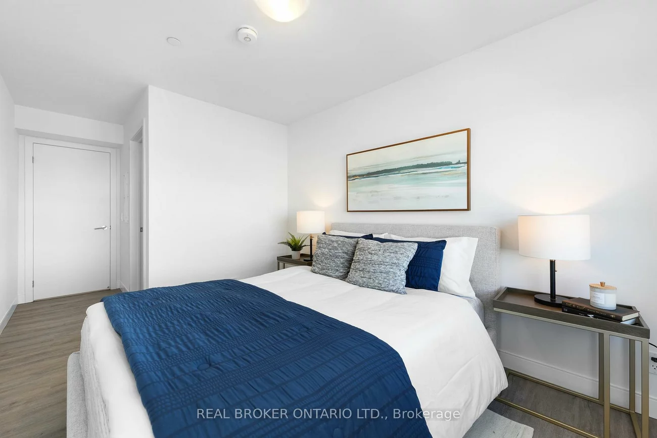 100, Manett, Brampton West, Brampton