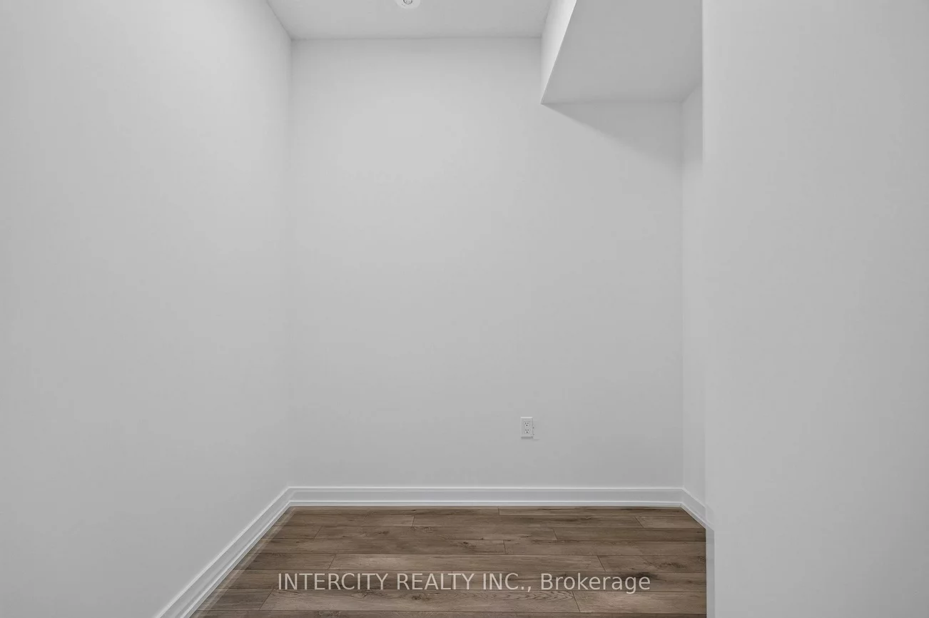 15, Skyridge, Bram East, Brampton