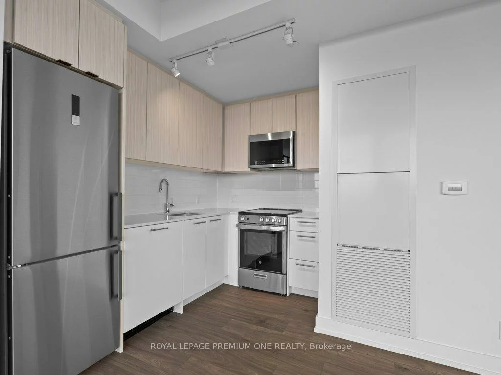 225, Veterans, Northwest Brampton, Brampton