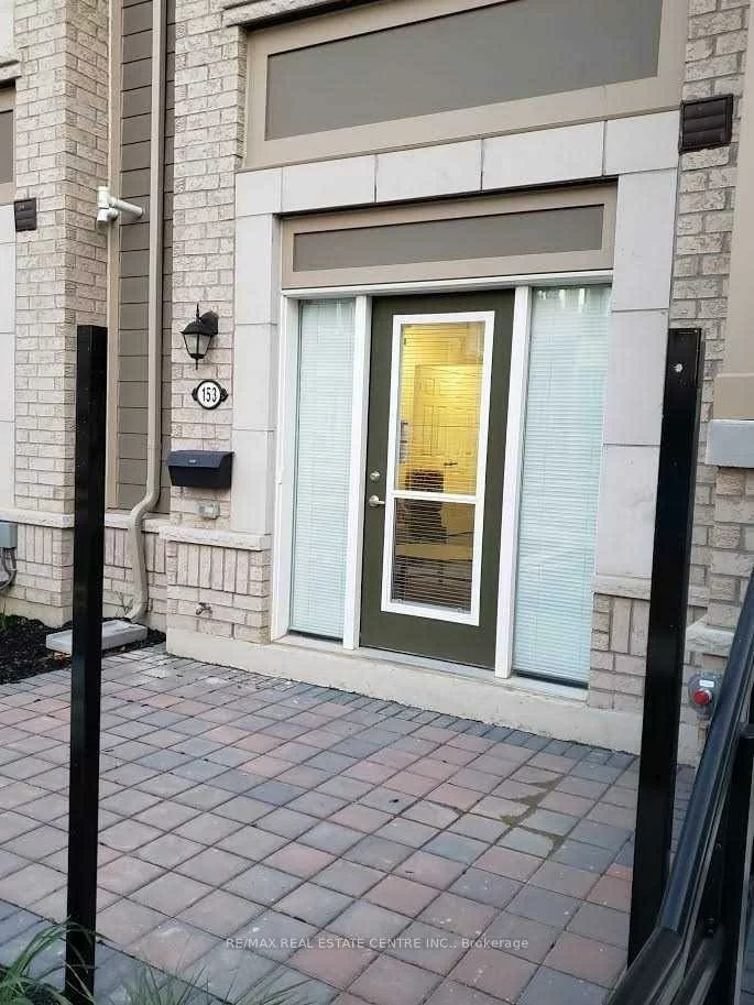 1, Beckenrose, Bram West, Brampton