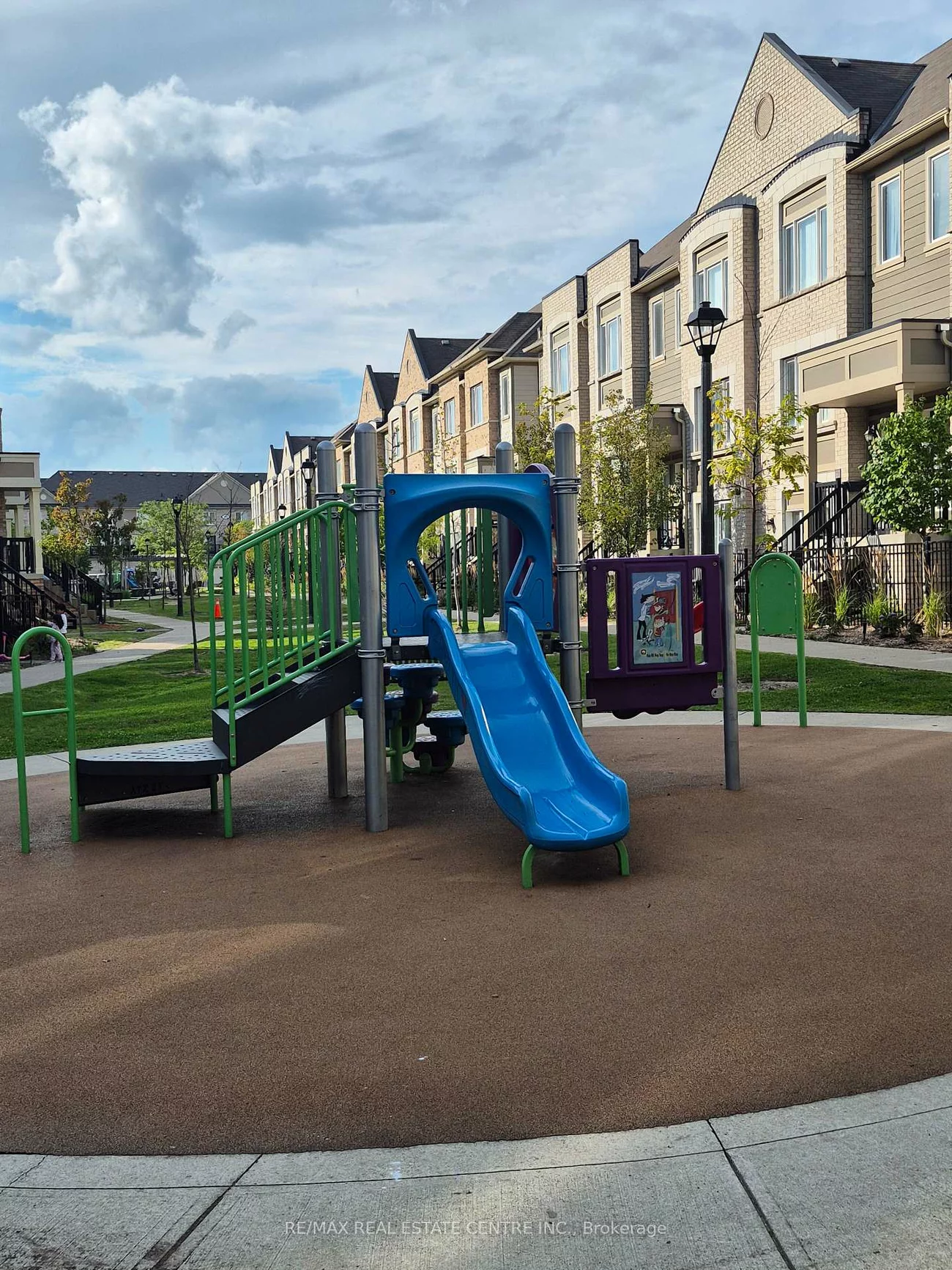 1, Beckenrose, Bram West, Brampton