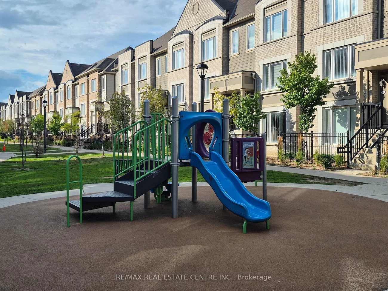 1, Beckenrose, Bram West, Brampton