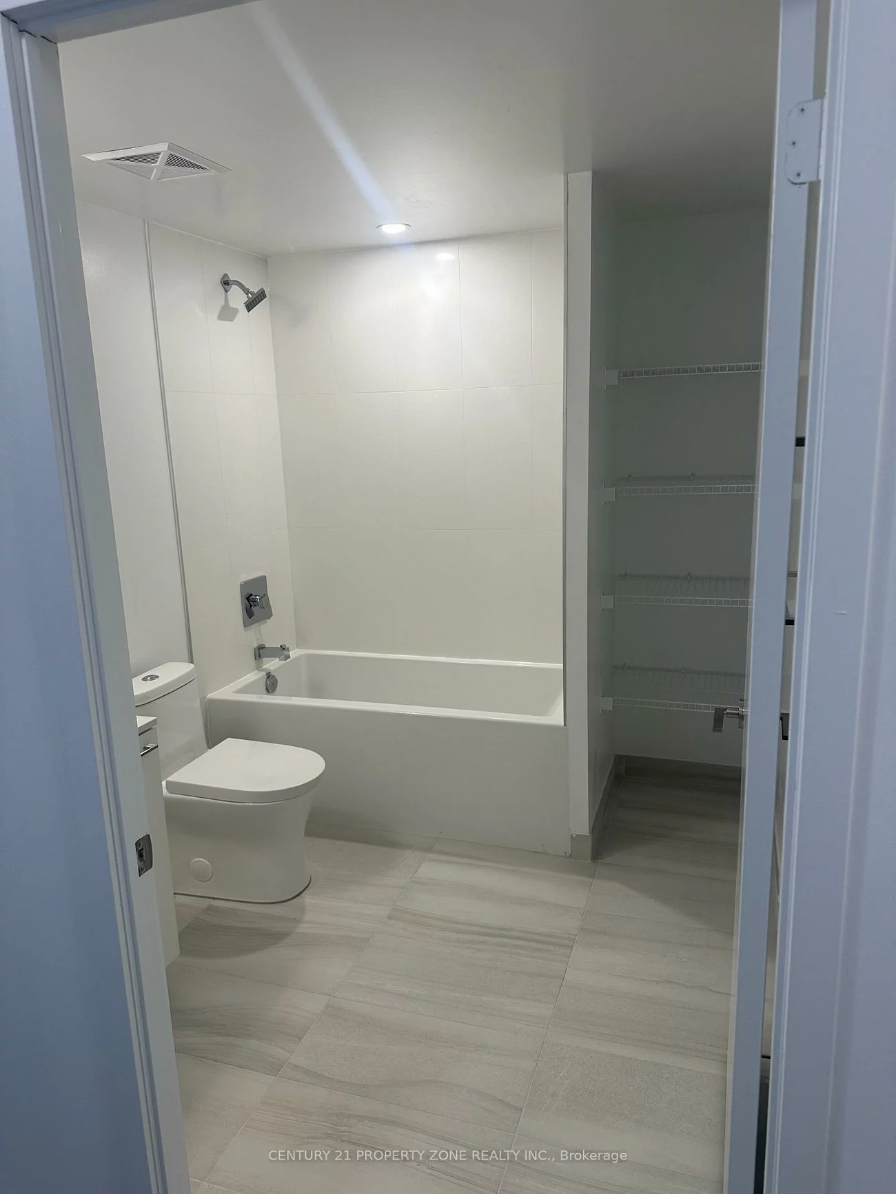 260, Malta, Fletcher's Creek South, Brampton